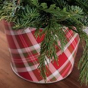 Cardinal Wishes Christmas Centerpiece Alternate Image 2