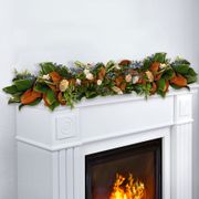 Graceful Garden Magnolia Garland Thumb