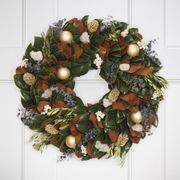 Graceful Garden Magnolia Wreath Thumb