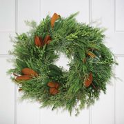 Fresh Bunches Magnolia Wreath Thumb