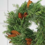 Fresh Bunches Magnolia Wreath Alternate Image 1