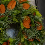 Fresh Bunches Fresh Magnolia Wreath Alternate Image 1