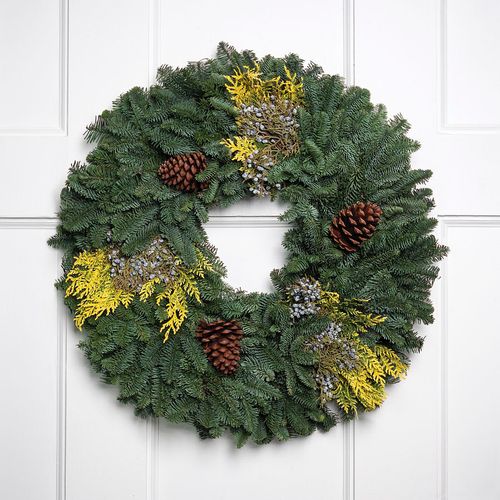 Woodland Splendor Christmas Wreath Image