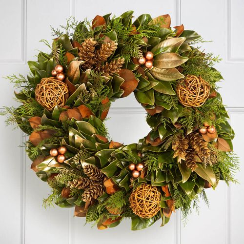 Champagne Celebration Holiday Wreath Image