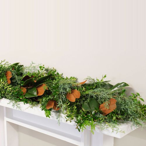 Fresh Bunches Fresh Magnolia Garland Image