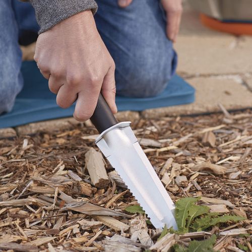 Fiskars&reg; Big Grip Multipurpose Planting Knife Image
