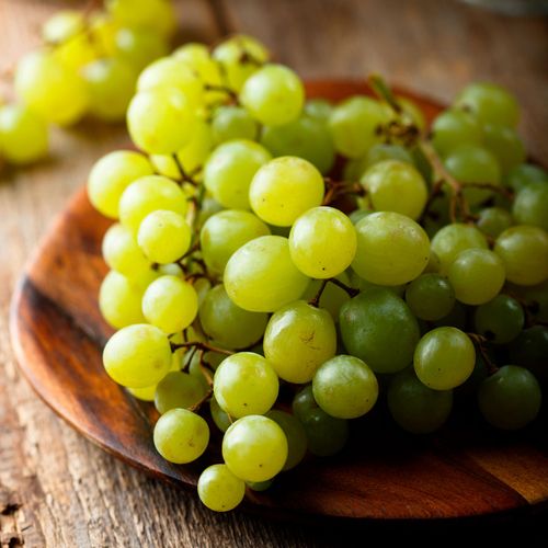 Vitis Niagara White Grape Image