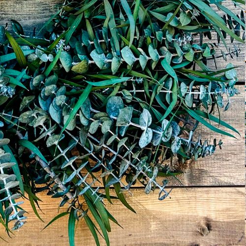 Eucalyptus Splendor Preserved Floral Wreath Image