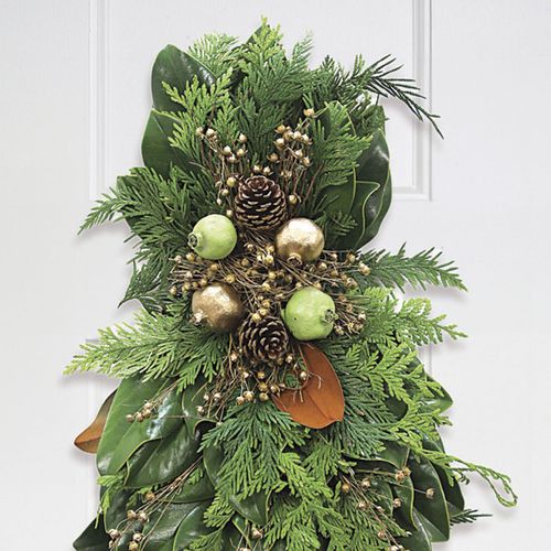 Golden Cedar Magnolia Swag Image